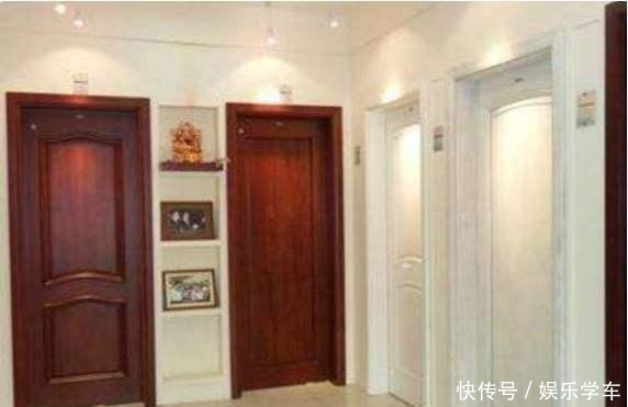 安装|一旦木工把木门安装成这样,你立马喊停,直接让他返工重新安装!