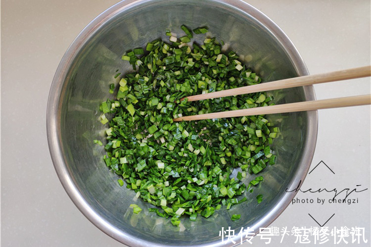 中筋面粉|大年初五，吃饺子就吃此馅！“春天第一鲜”又鲜又嫩，老少吃不够