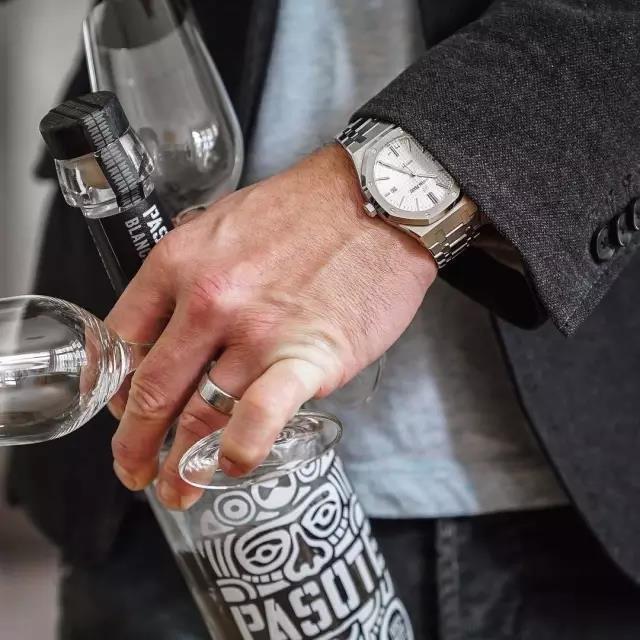 40岁男人适合佩戴哪些腕表款式？