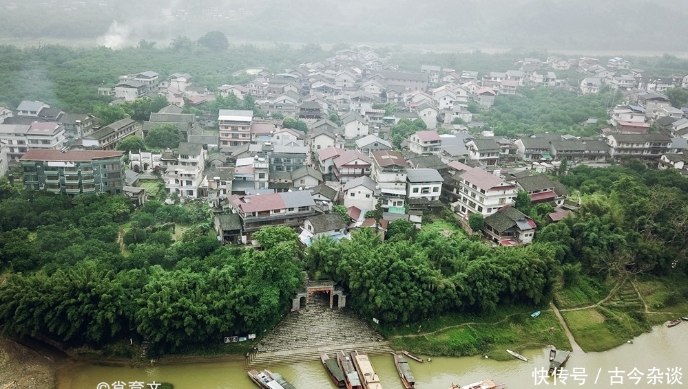 丹洲|广西发现一座水上古城，400年来只能乘船出入，仅1.6平方公里