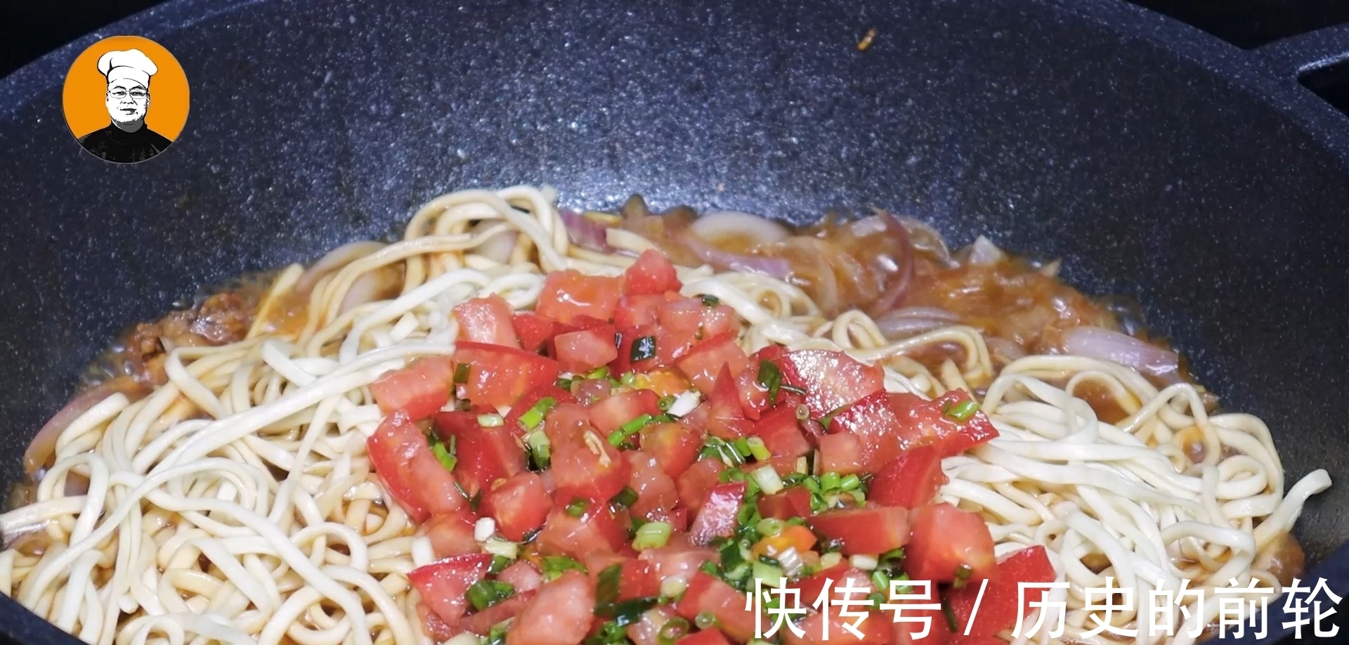 老刘|1个洋葱1把面条，简单一做，我家一周吃5次，又香又解馋