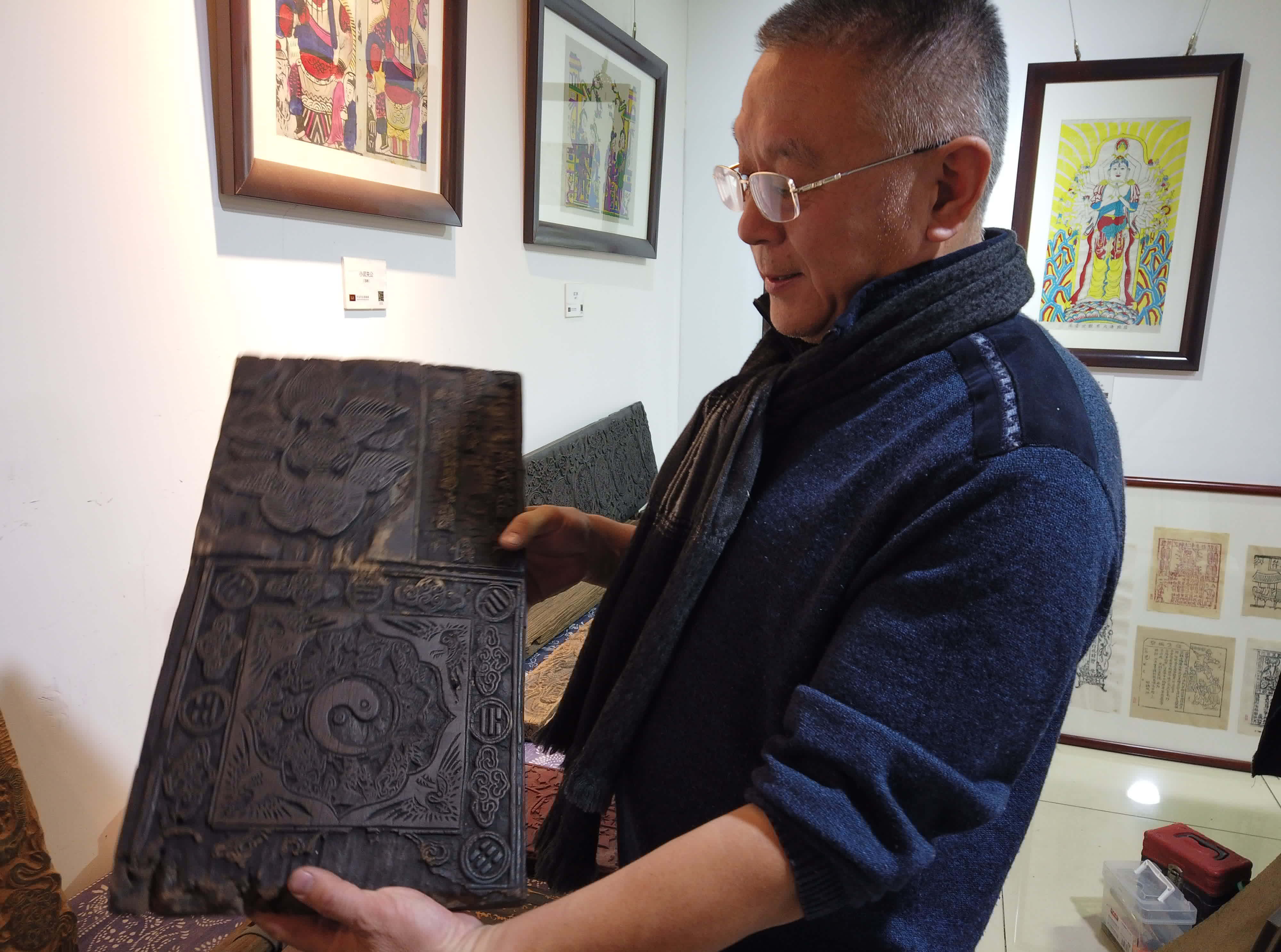 守艺追年画的人