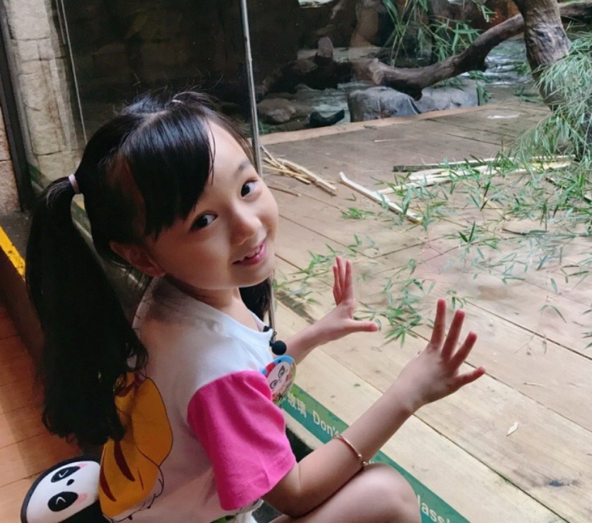 离开了包装与滤镜,小山竹的公主梦破碎,沦为普通小女孩