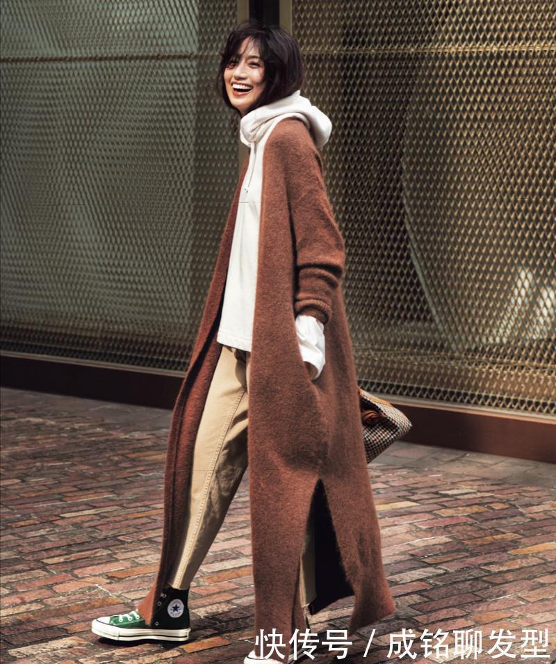 大衣|今年冬天“大衣+帆布鞋”火了,减龄休闲不挑人,时尚舒适又百搭
