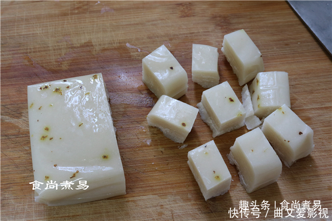 点心|此款点心特简单，煎一煎5分钟出锅，香酥软糯，一人能吃下一袋