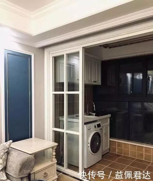 马赛克|老公坚持在过道打柜子,完工后我懵了,电视墙十分抢眼,谁见过!