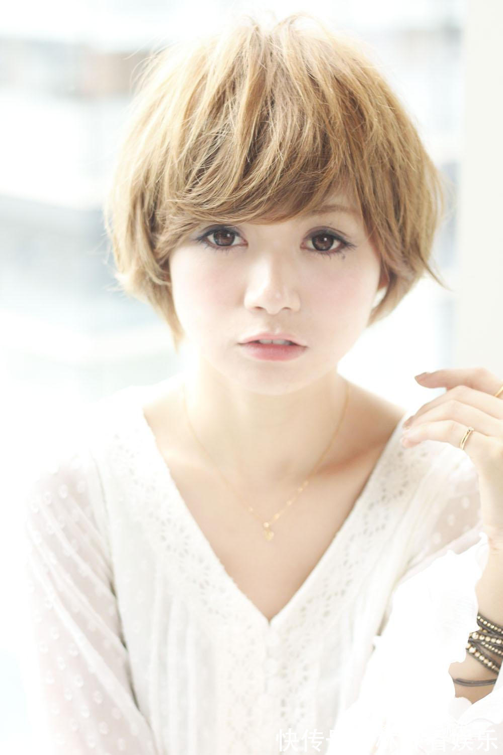 发量 脸胖的女生不适合短发看了这九款发型,你以前的发型都弱爆了