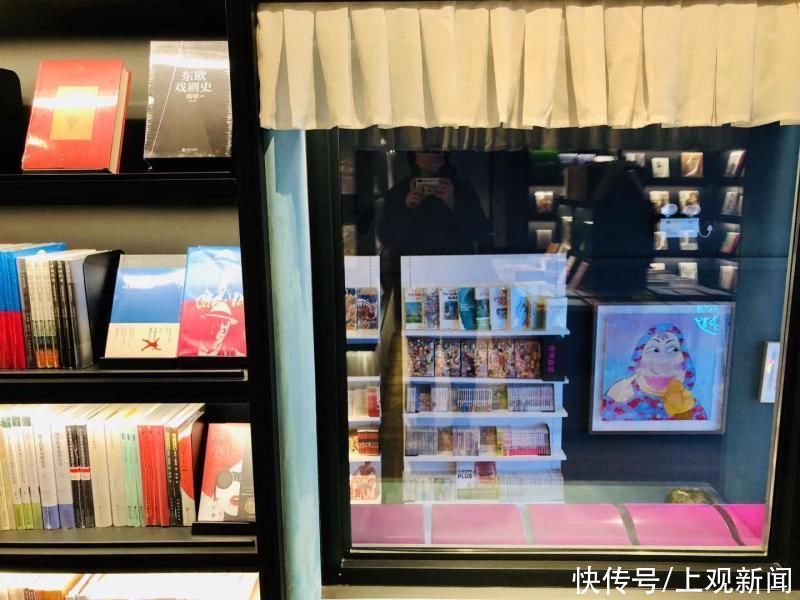  上海|戏剧书店出现，在上海就是地标