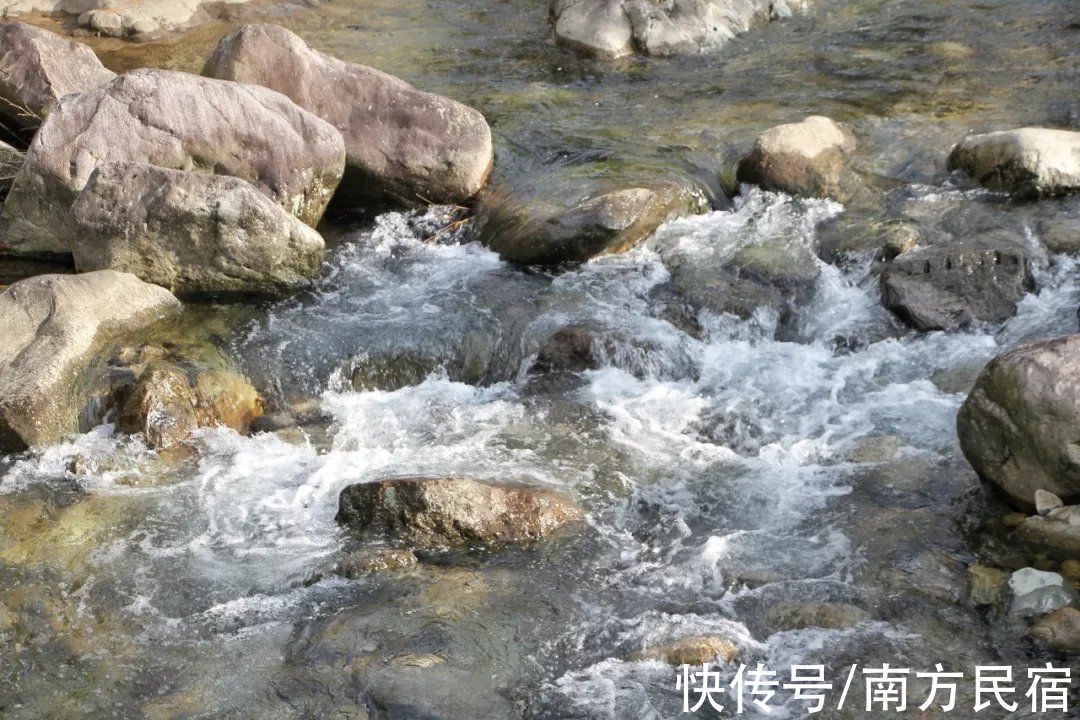 轰趴|藏在安吉这座山间竹林里的山野轰趴民宿，还可以泡汤赏雪景丨简爱