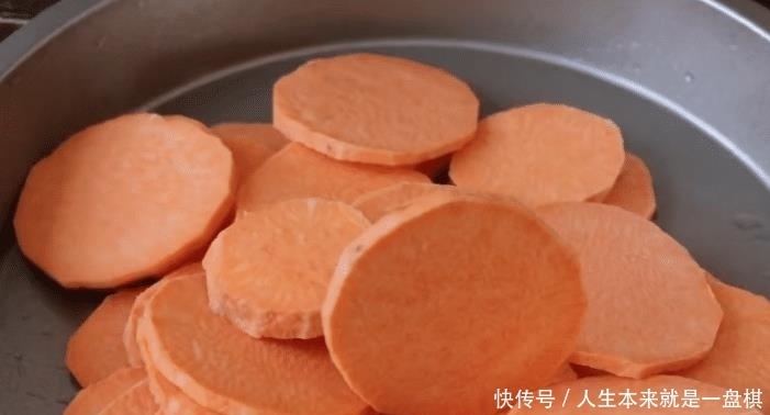 蓬松|孩子爱吃的红薯豆沙吐司,不用烤箱也能做,蓬松暄软,营养又好吃