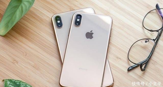 出色|苹果全力清仓，iPhoneXsMax起步价下跌2700元，网友：无奈！