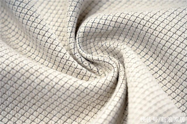 亚麻|客厅窗帘怎么选 内行人总结的4条经验 不怕选错