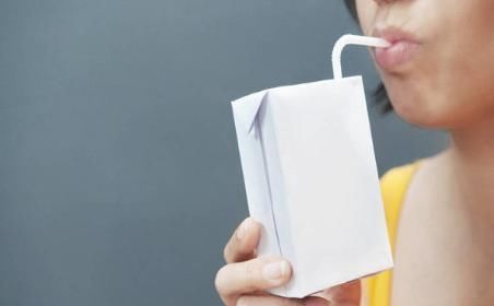 15岁女孩竟已患“喉癌”晚期,“祸根”大多数都喜欢,你清楚吗?