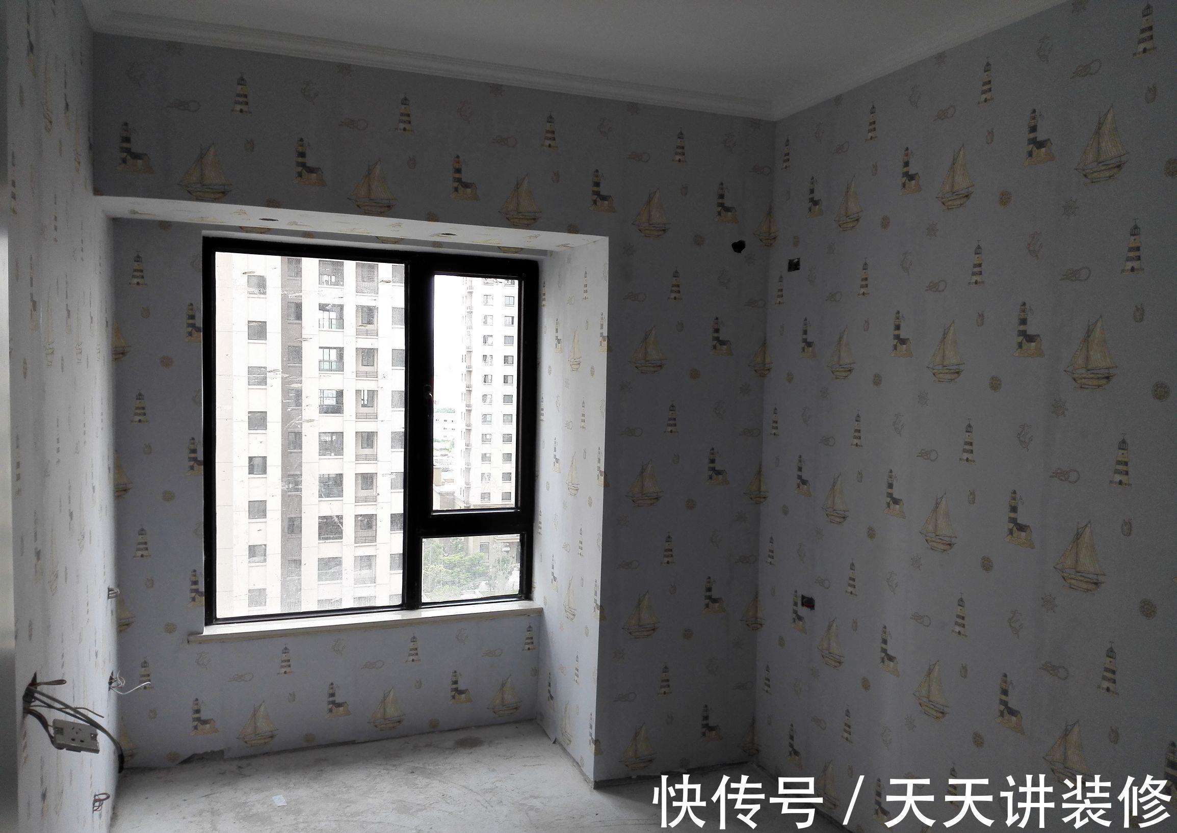 壁纸|装修中的新房，基本已经成型，电视背景墙贴完壁纸好后悔