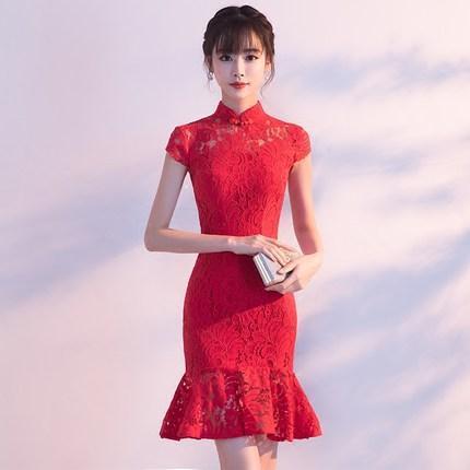 改良版|女人应该穿的嫩一点，70后现在都流行这样穿，特时髦