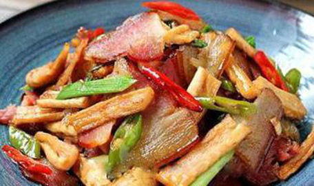 美食|美食推荐农家小炒肉、清蒸鲈鱼、金蒜大鸡腿、萝卜干炒腊肉