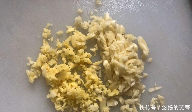 椒鱼头好吃吗这就是你没有注意到这种方法!在家里也可以做到