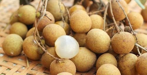 枸杞|枸杞和此物是“小两口”,同时泡水喝,可以把肾补满,肝也干净