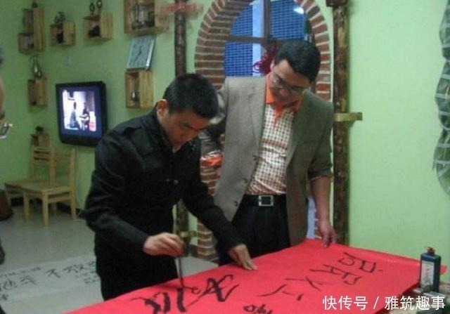 书法|王宝强书法天赋极高,一幅作品价值10万,被演员耽误的书法家