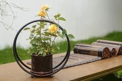 公元!为什么说:“少不读苏东坡,老不读辛弃疾”?