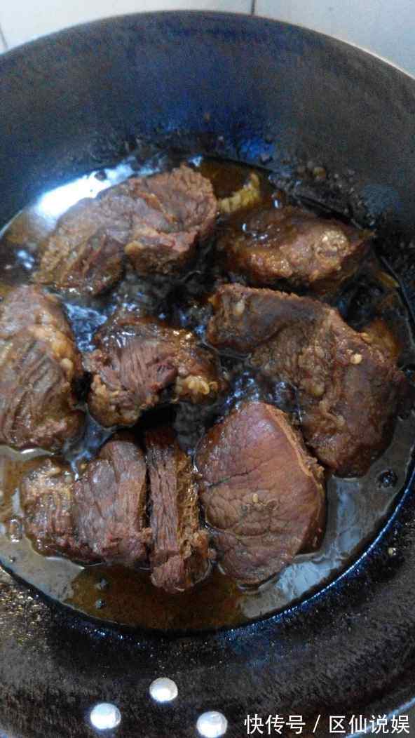 牛肉煮不烂30年大厨教你一招,再加1勺,快速软烂还鲜香入味