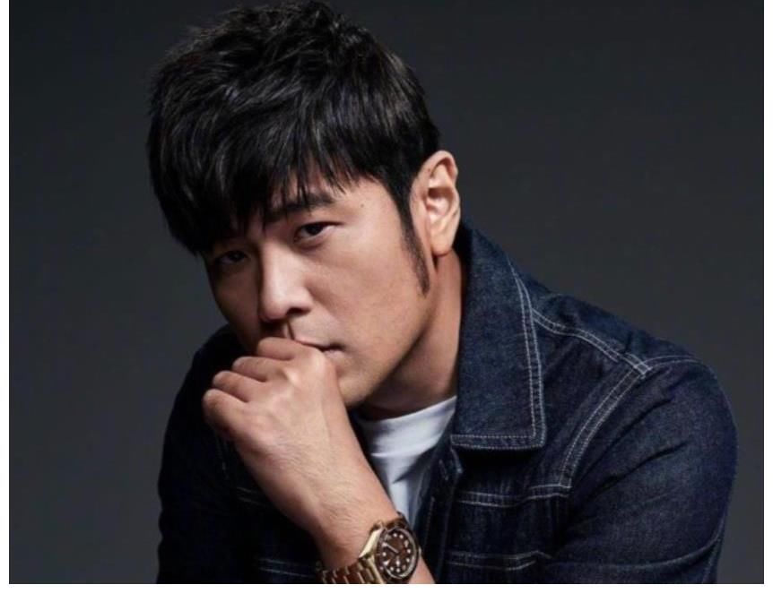 汪峰|《好聲音2021》導(dǎo)師曝光，4＋4模式終于敲定，李克勤、汪峰回歸救場(chǎng)