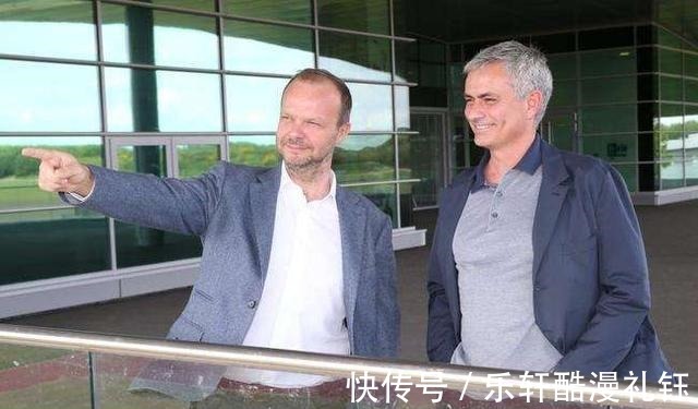 索帅|主导曼联豪砸12亿镑!炒穆里尼奥挺索帅!他的功过咋评