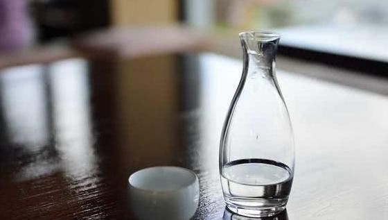 身体|会喝酒的人旁边都会放一杯“白水”,内行人学着点,全是经验