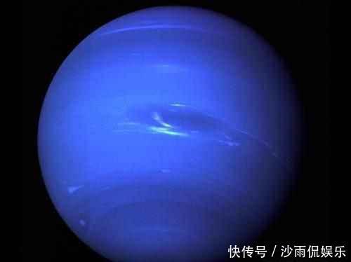 海王星究竟有多庞大？一个坑都比地球大，风速=地球台风100级
