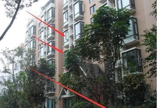 售楼小姐|一梯两户买东边还是西边好?要不是售楼小姐说漏嘴,我家早买错了