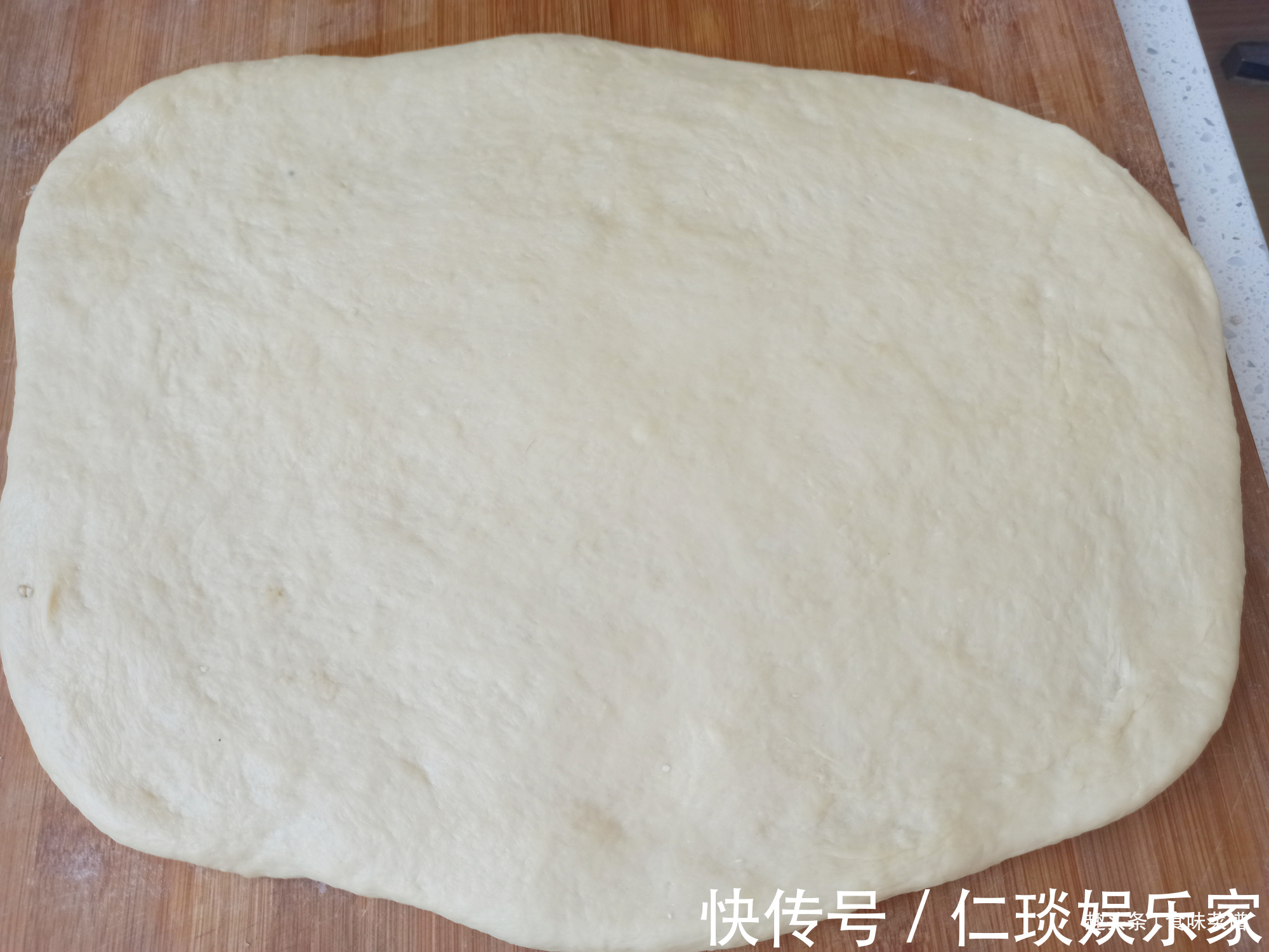 15年前最火的零食,小时最爱,不夸张地说我的蛀牙,全拜它所赐