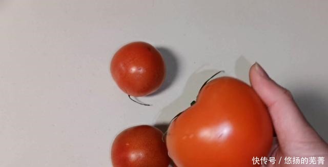 买西红柿时,看到这种西红柿白送你都不要,别再买错了