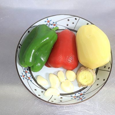 红烧鸡翅土豆|红烧鸡翅土豆