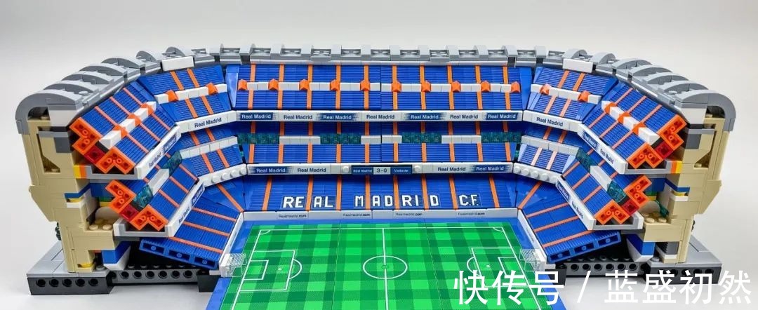 足球场|乐高10299皇家马德里足球场——圣地亚哥·伯纳乌球场开箱评测!