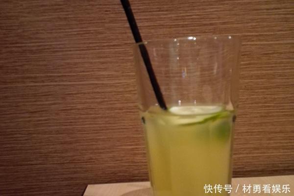 喝水|20年糖尿病患者,说坚持不碰两物,稳定血糖或不是问题