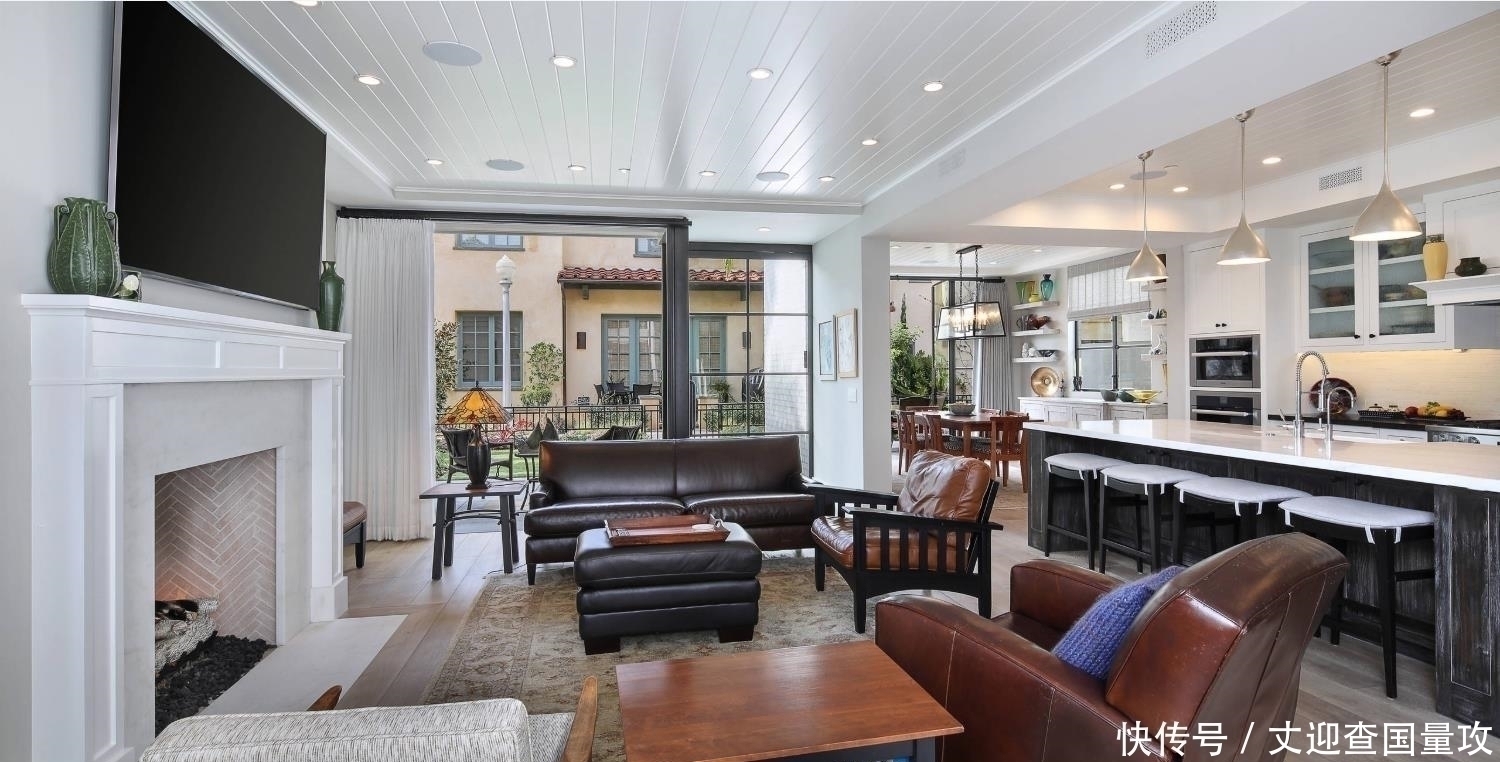 栅栏|以后真想住这种别墅,房子和庭院休闲又漂亮,一回到家都不想出门