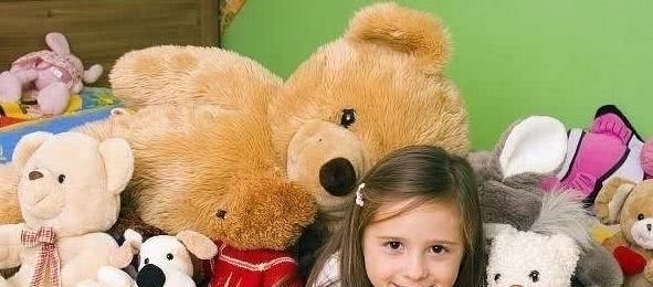 小丽|宝爸给儿子买了个玩具,每次拿出来孩子都哭,宝妈知道原因后笑喷