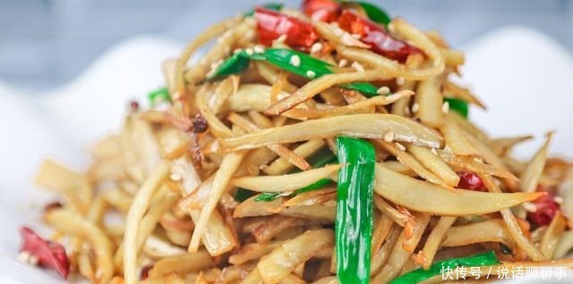 这才是杏鲍菇最好吃的做法,出锅拿肉都不换,连吃一周也不腻