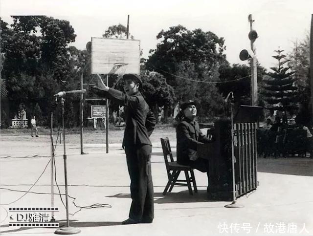 照片$李维康各时期老照片,从小美到老,图7有高玉倩,最后一张全家福