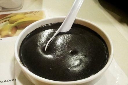 假如世上只剩下这5种黑色食物,如果第5种被抢光,你会怎么吃哪个