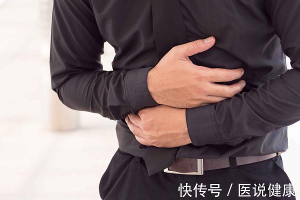 上文中|心肌梗塞来报道时,身体会有5个症状,需留心观察,别忽视