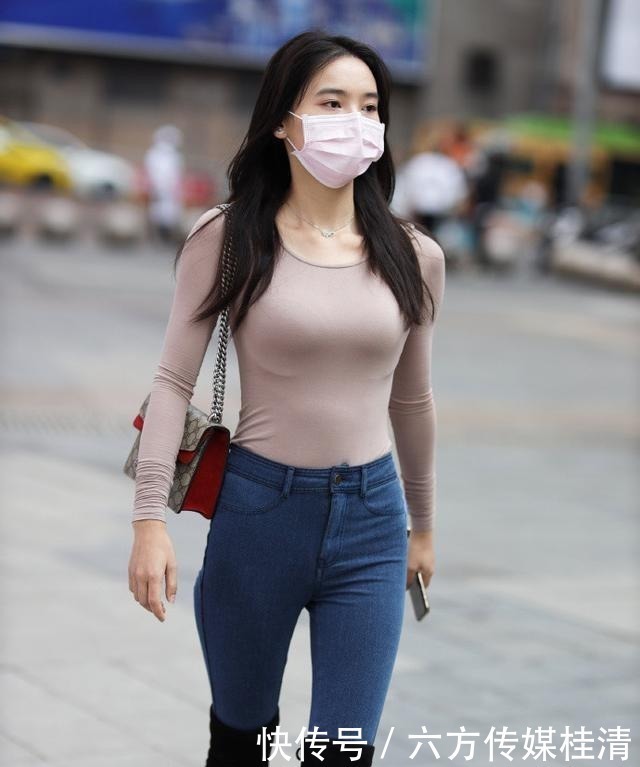 小姐姐|秋季如何保暖？小姐姐的教科书式穿搭，让你轻松拥有整个秋天