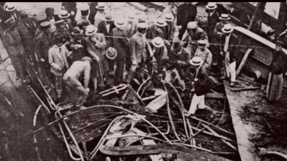 照片|1928年6月,张作霖专列在奉天被炸时的现场照片