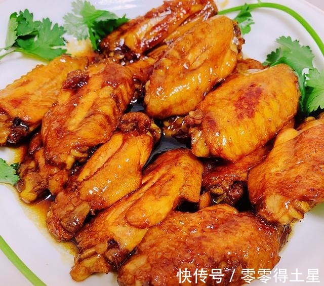 美食家常菜推荐豆豉酸辣空心菜梗，冰糖可乐鸡翅，蒜蓉空心菜！