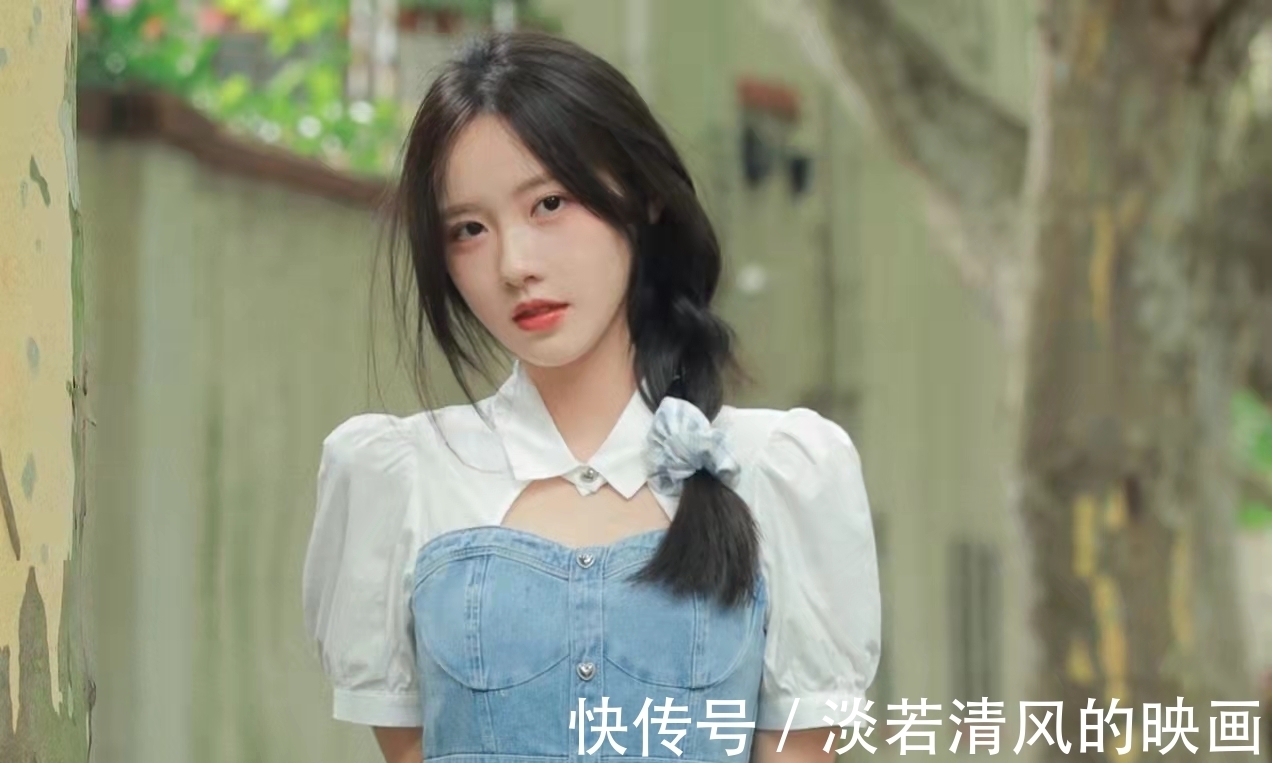 人间$风乍紧,鸟鸣切。挽天公抖擞人间铁,一回首,万花裂