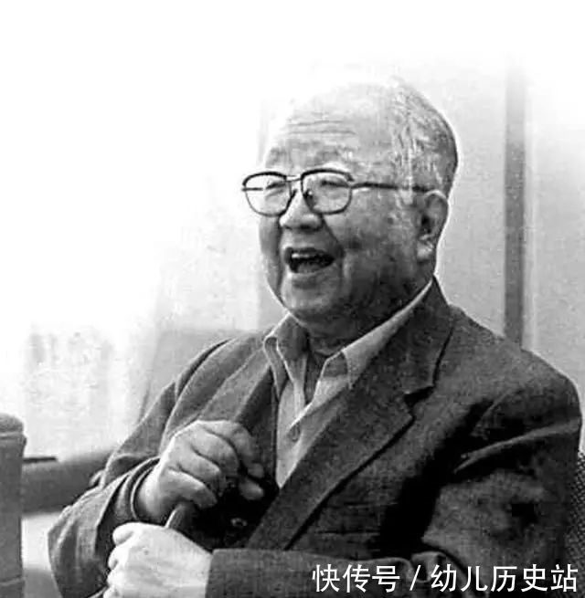 光绪皇帝|1980年考古队打开光绪陵墓,为啥先是作呕,后是沸腾呢?