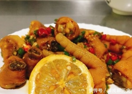 香辣|教你秘制鸡爪方法,不用泡不用炸,香辣入味,连吃10个都不解馋!
