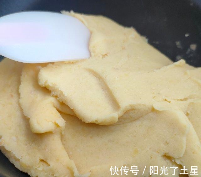 口感|绿豆糕,夏日解暑必备佳品,口感香甜软绵,香而不腻!