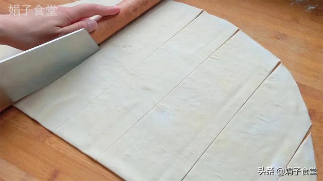 猪肉饺子好吃有窍门,调馅多加这一步,比饺子馆的好吃,又鲜又香