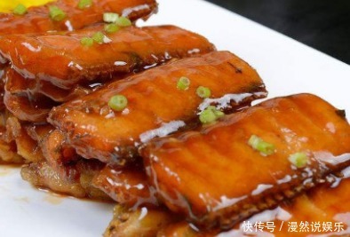 孩子学习压力大,妈妈看在眼里疼在心里,用心给娃做的”益智菜“